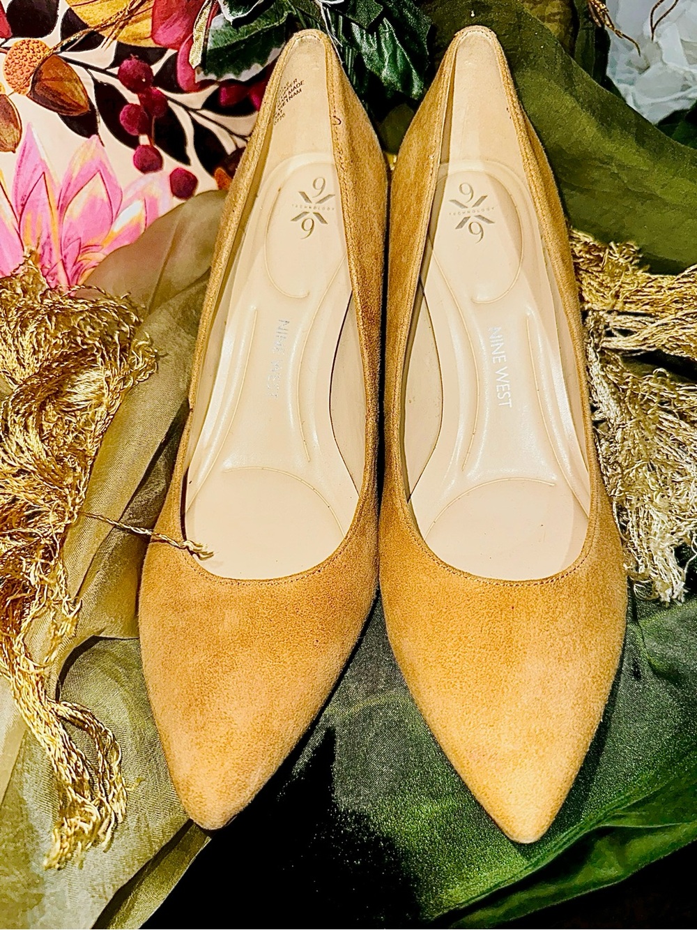 Nine West | GORGEOUS Tan Suede Pointed Toe Pumps made with 9X9 Technology! Sz 12